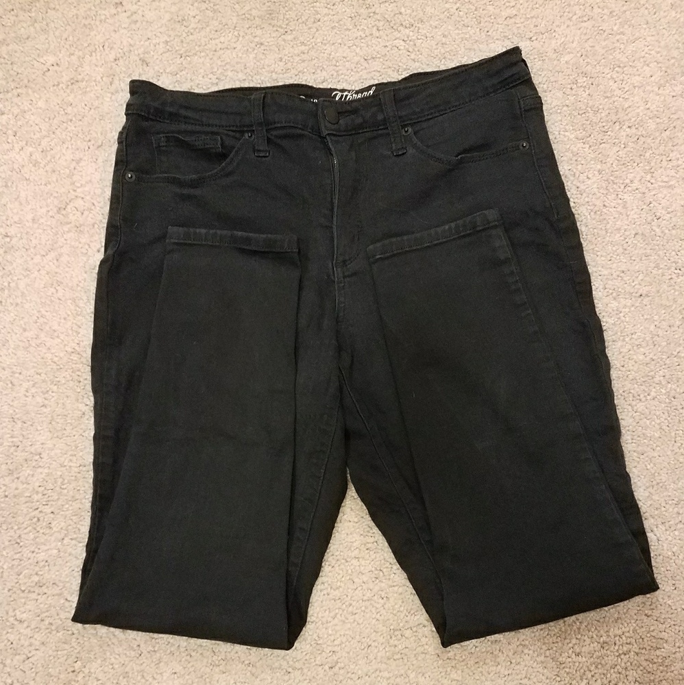 Black high rise skinny jegging